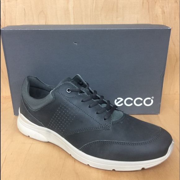 ecco irving sneakers